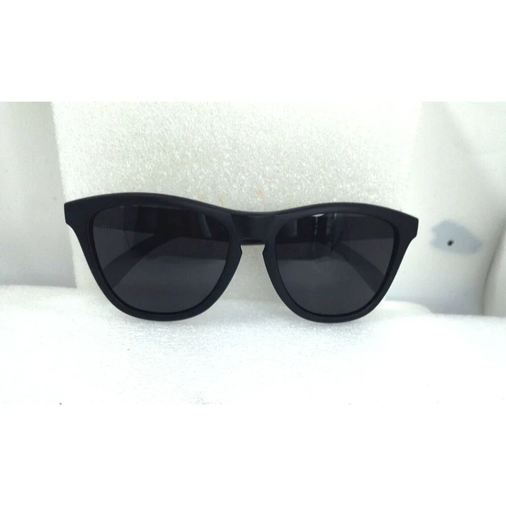 Blenders Mens SUNGLASSES BLAKE, Matted Black Cat POLARIZED 50-13-127